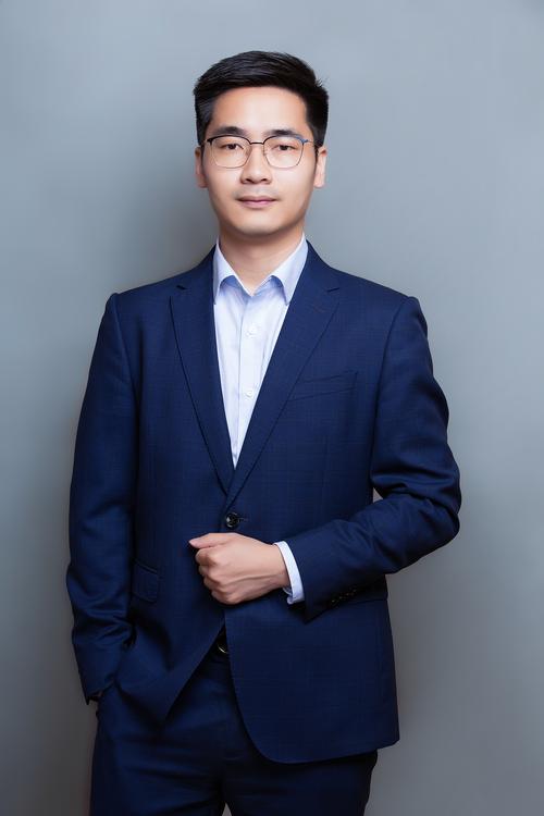 练友树视觉与舞美负责人